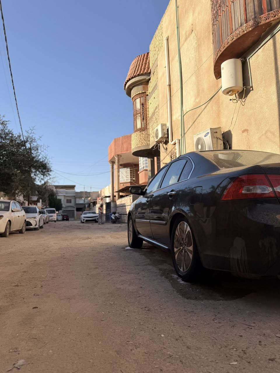 سلام عليكم 
ادوات ادوات ادوات 
اوبتيمه  مديل2010 بانزين
فول مواصفات ما عده الفتحه
بصمه 
مري شفط
حساس خلفي 
تدفئه كشنات 
كشن سايق كهرباء 
لد خلفي 
رقم وسنويه شمالي  السياره جاهزه دخول جديد السياره احله من الصور***********العنوان بصره
