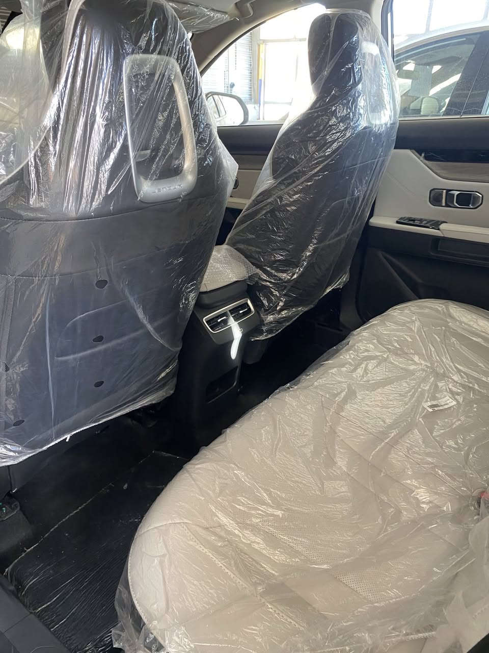 جيتور داشينك ٢٠٢٦
جلد و كرسي كهرباء و داخل ابيض ملكي 
وأوامر صوتيه وتكم ستيرن واشاير بل مري وحساسات و كامره خلفيه وويل ١٨ 

ضمان ١٠ سنوات من شركه هارلم 
آخر قطعه عندي زيروووو 

وسعرها بس ٢٥ مليون و ٢٥٠ الف  

مكان الوزيريه / شركه الزبون 
***********
