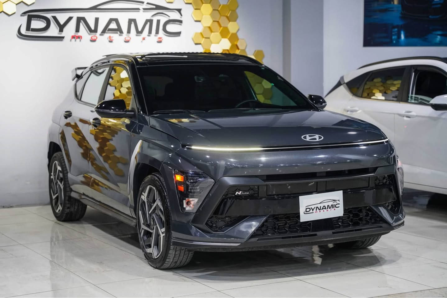 2024 HYUNDAI KONA N-LINE شكل جديد
سعر : 🔥🔥
موديل :2024
مواصفات : فول فول
محرك : 4 سلندر توربو
وارد : امريكي
عداد : 17,000 ميل
صبغ : ٢ قطعة
رقم : ( موقط) ( كاتي)
ناونيشان هةولير جادةي حديد و خشب پيشنگاي دايناميك موتورز
بو زانياري زياتر پةيوةندي بكةن بة وتس اب
*********** أربيل, العراق
