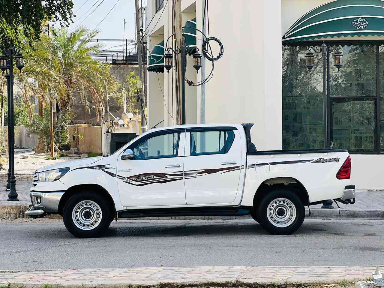 تيوته هايلوكس فورويل مديل 2018 كير وتماتيك كويتي سعر 178وبيه مجال للاستفسار الاتصال *********** مكفوله من ضربه وتبديل بيهه رشات صبغ مواصفات نضام يكو كير وتماتيك تحكم ستيرن حساس خلفي مري كهربائي كشن فصال مكينه كاز مكينه وكير مكفولات حداديه جديدهه تخم تاير جديد تبريد شغال ثلج رقم ربيل تحويل وكاله مضمونه سياره جديده وجاهزه وأي نقص مابيهه مكان سياره كربلاء
