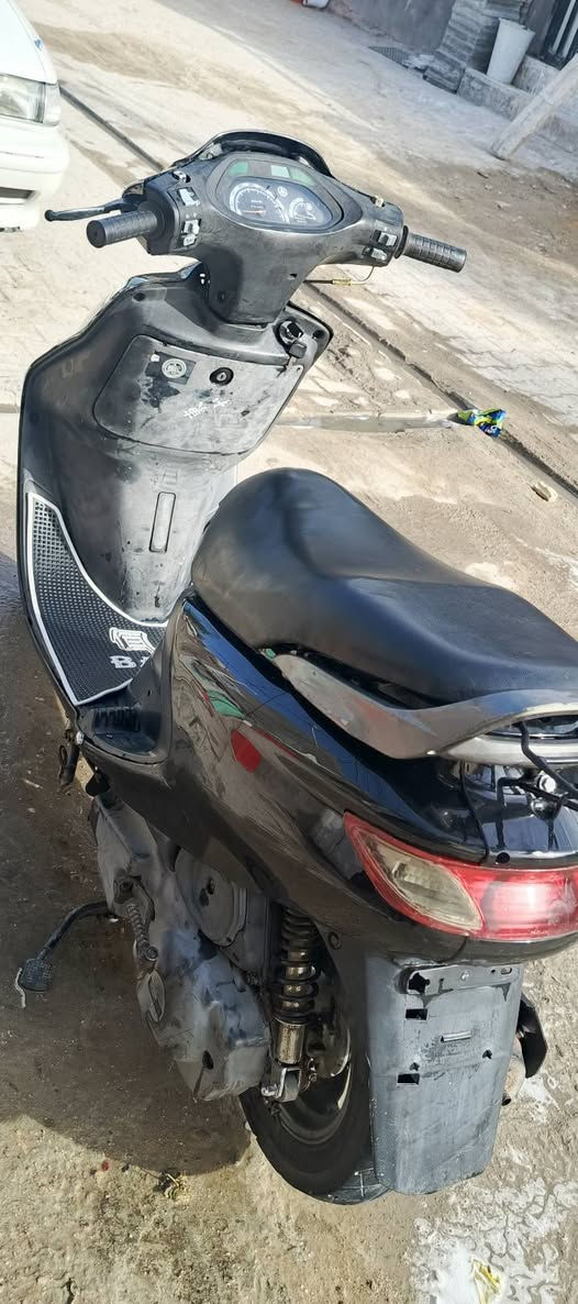 دراجه فراشه فحل محرك ما مفتوح كهربائيات كله شغال مكان نجف السعر 475اوبيه مجال ***********
