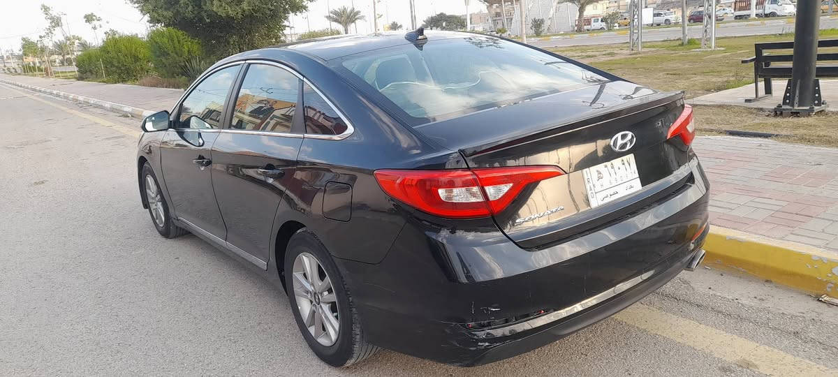 السلام عليكم..
سوناته ٢٠١٧ امريكي بدون دواخل
صبغ قطع كير محرك صدر جيد جداا
منضومه زنون السعر ١٠٥ وبيها مجال
العنوان فلوجه السونار مرفق بالمنشور
***********
***********
