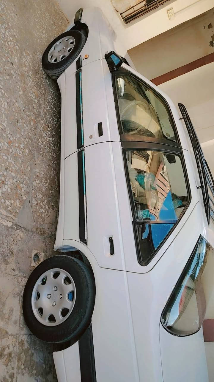 السلام عليكم بيجو 2012
بيها بس بنيد طاير والباقي كفاله جاهزه برغي ماعايزه تبريد ثلج رقم وسنويه جدد مكانها نجف وراعيها بالنجف تحويل مباشر 
السعر 39 نهايتها 
***********
