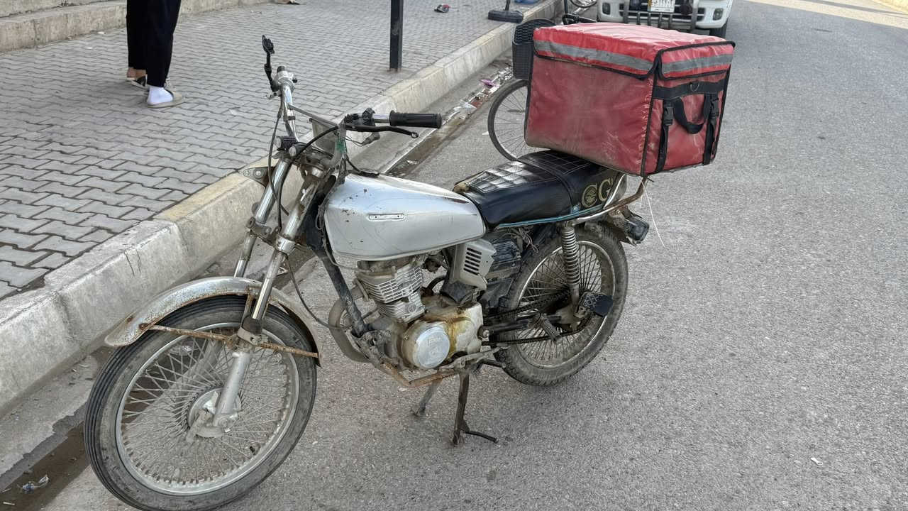 دراجة للبيع السعر ٢٠٠
للتواصل ***********
