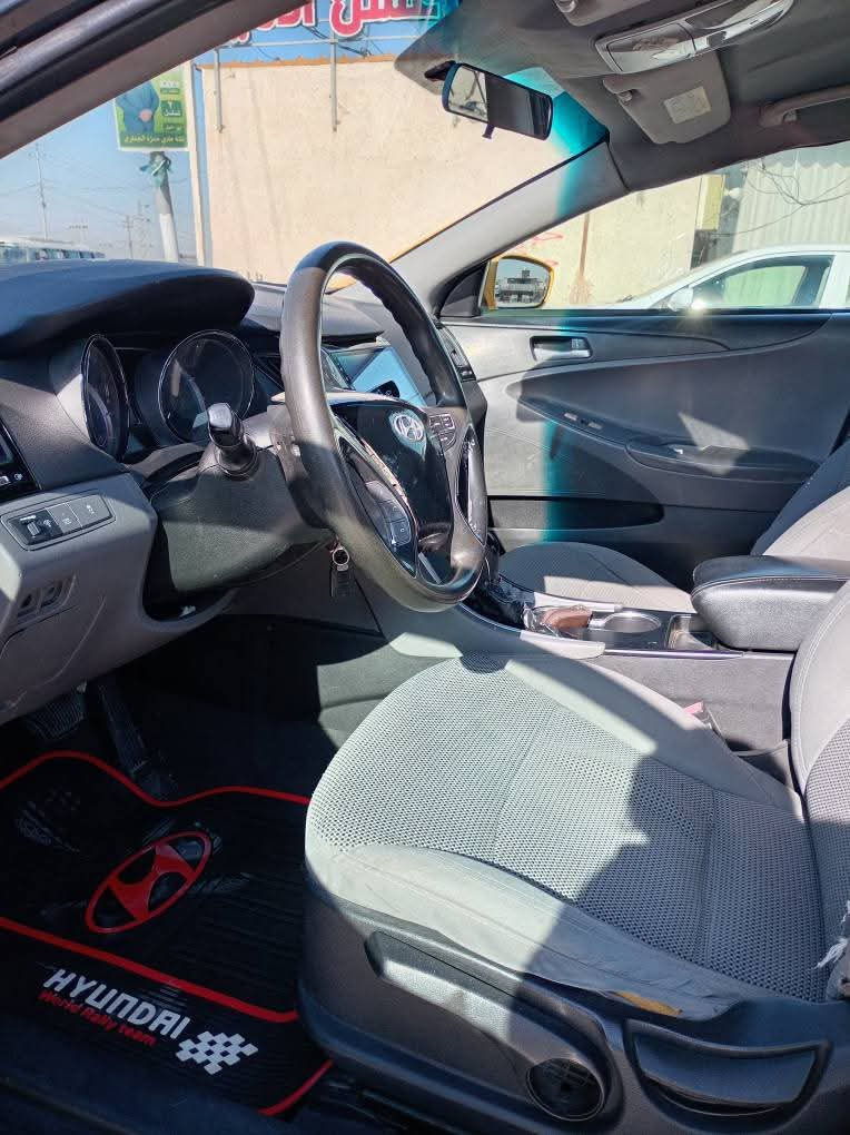 سلام عليكم سوناتا وارد أمريكي موديل 11 رقمه بابل إنكليزي مكفولة من مكينه ولكير ولكهربايات مصفره هيئيه وغرامة 

للتواصل ***********
