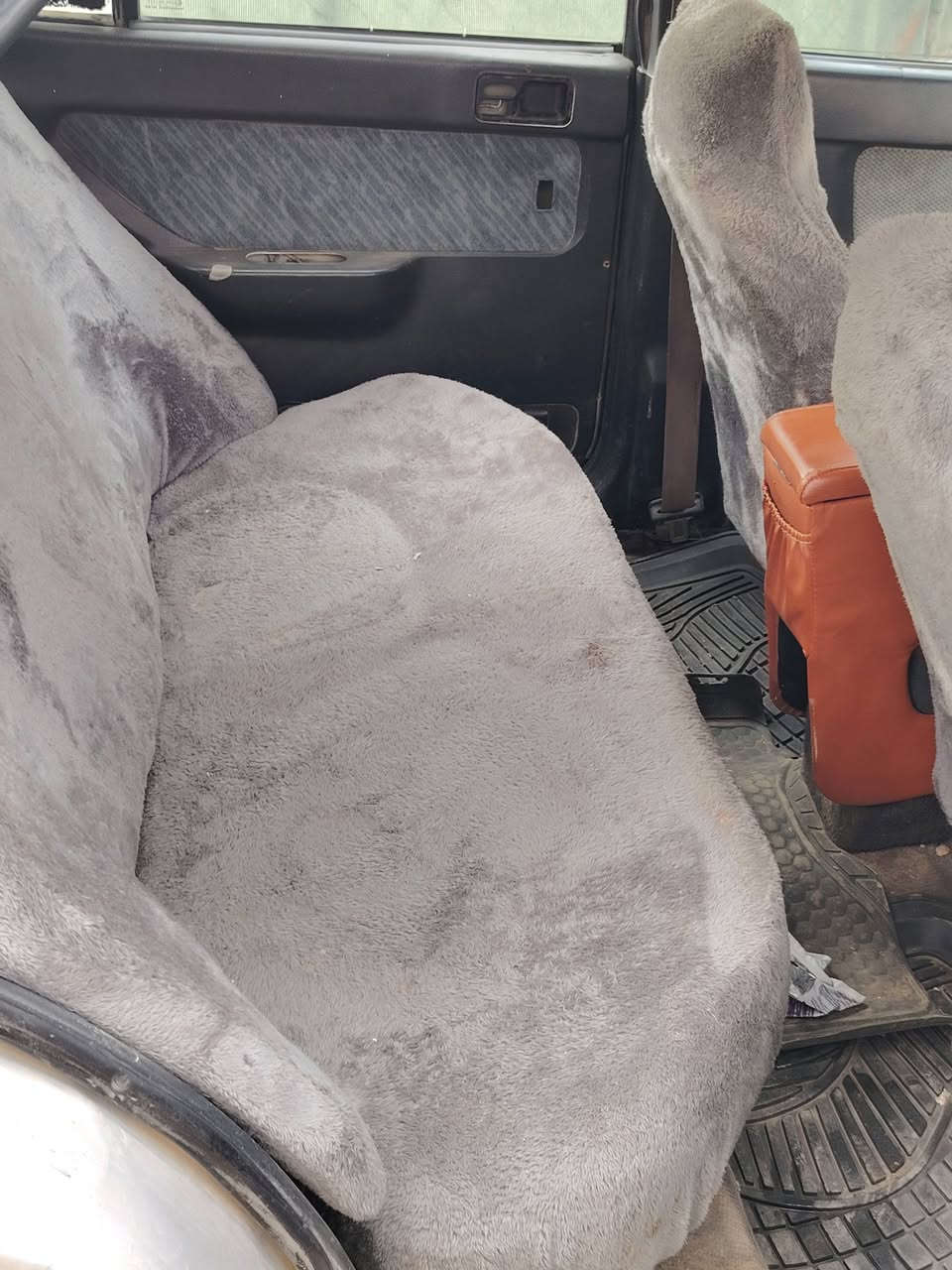 السلام عليكم ورحمه الله وبركاته للبيع انتره دمعه رقم الماني ديالى سنويه عظم عاج ابيع حبل ماندل صاحبه مكفوله وكله شرط السعر 18 وبيه مجال الاتصل ***********
