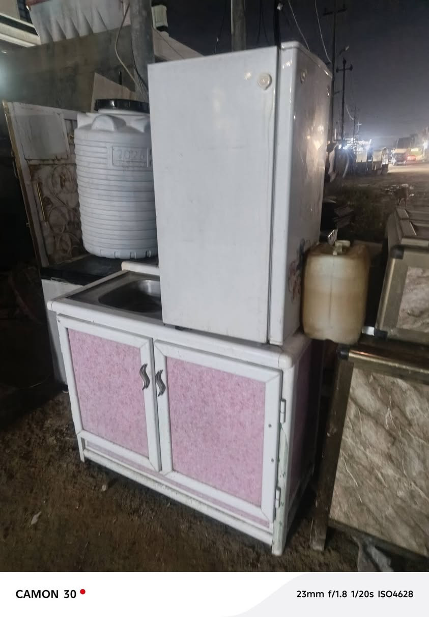 اغراض للبيع المكان ابو غريب حي الصديق *********** واتساب ***********
