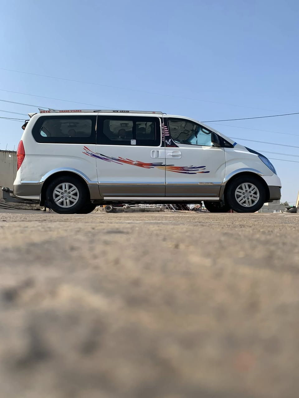 السلام عليكم
ستاركس ٢٠١٢ اربيل دولي السيارة خير من الله ما تذب عليهة برغي تخم تاير صدر امامي خلفي دوشمة سيبايا ودرع شاشة تيسلا كاملة من كل النواحي 
للاستفسار : ***********
