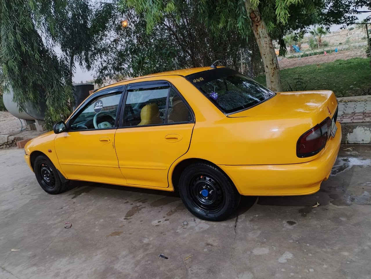 سياره بروتون موديل ٢٠٠٤ للبيع السعر 35 وبيها مجال 
محرك شرط كير بس يحتاج دهن وفلتر تبديل
طخم تايرات جدد
تبريد تدفه شغال
مامطلوبه وشرط وكاله وتحَويل
دفتر بأنزين بيها
للتفاصيل أكثر اتصل عل الرقم
*********** كركوك, العراق
