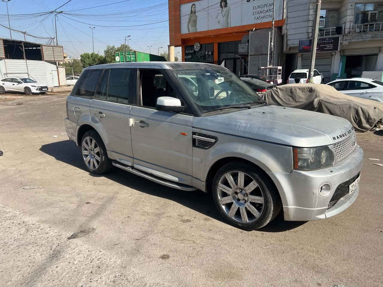 رانج روفر موديل ٢٠٠٦ محدثة ١٣ رقم جديد دولي تحويل أو وكالة مكينة سوبر كير ومكينة زينات صدر امامي وخلفي ٥٠$ كهربائيات كلة شغال ما عدا التبريد ما اعرف شبي لوي مو جوبلس راديو مسجل دمام بيهة مكانات كلير المكان بغداد السعر ٨٠ موبايل ***********
