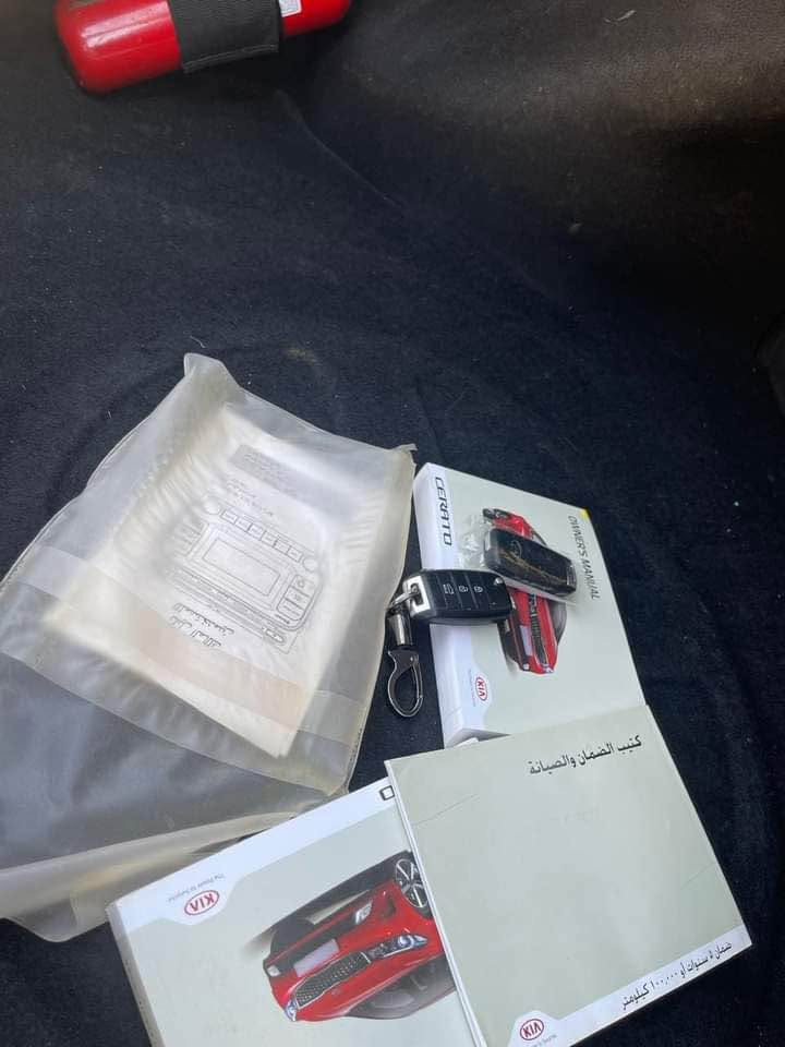 يتوفر للبيع سيراتو الموديل ٢٠١٧
محرك١٦٠٠
رقم شمالي جديد
ماشية١١٣
عنوان الدورة شارع ابو طيارة
فقط. شراي يتواصل خاص بغداد, العراق


**إذا كنت صاحب هذا الإعلان وتريد حذفه لأي سبب، رجاءا أرسل رسالة إلى الدعم الفني**