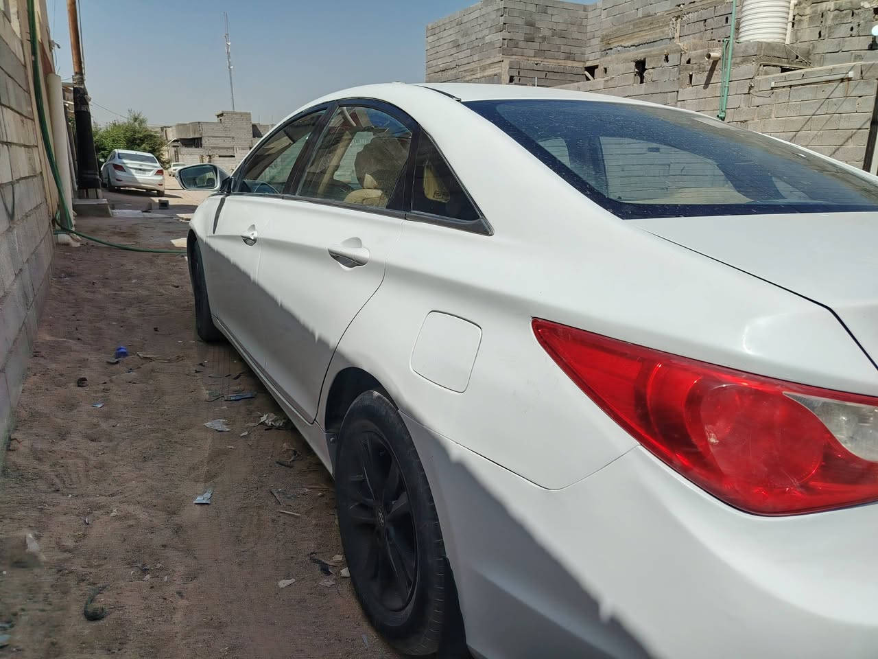 سوناته موديل 2014 كصه جنطه بانزين اصل مصبوغه عام جماليه فقط مكينه كير حداده شرط كفاله مسجل دمام شاشه كبيره متومه شمالي تخم تاير جديد العنوان بصره  السعر 45 سياره اصل خليجيه ***********
