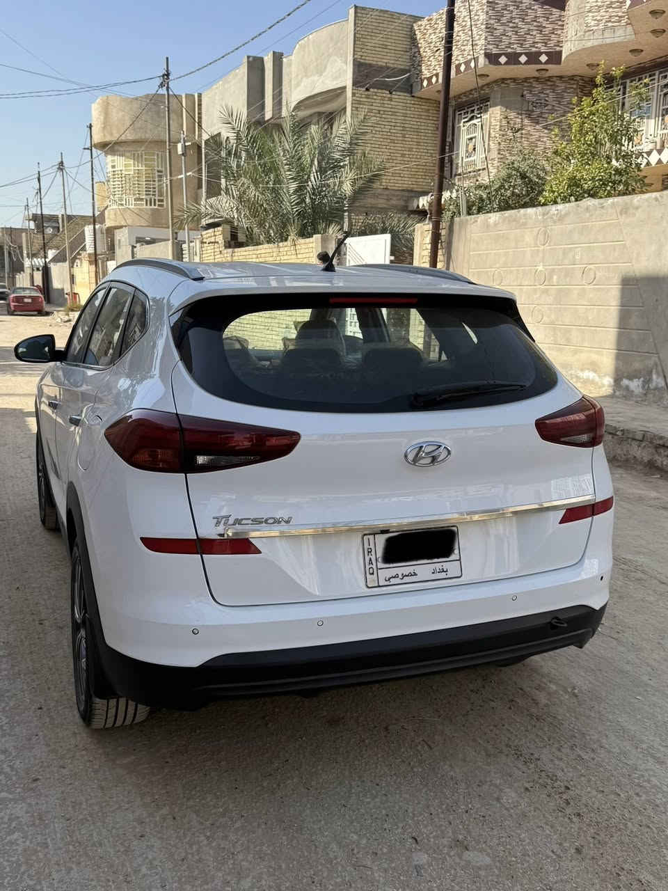 توسان
توسان 2019 - فول مواصفات عدا الفتحة 
لايت 5 عدسات - كشنات جلد + كهرباء 
شاشه كبيره - بك لايت لد - انارة ذاتية مع الستيرن 
رقم بغداد - راعيها في بغداد متواجد - تحويل مباشر 
مكفوله بدون ضربه او صبغ او بارد فقط بيها شخط من جهة عكس السائق شخط بسويج ومامبين اله تركز بي وما مسوي بكيفك تريد تبولشه تريد تكحله مخلي على وضعه 
ماشيه 157 
السعر 192 
مكان السياره بابل 
اتصال // *********** - استاذ عباس
