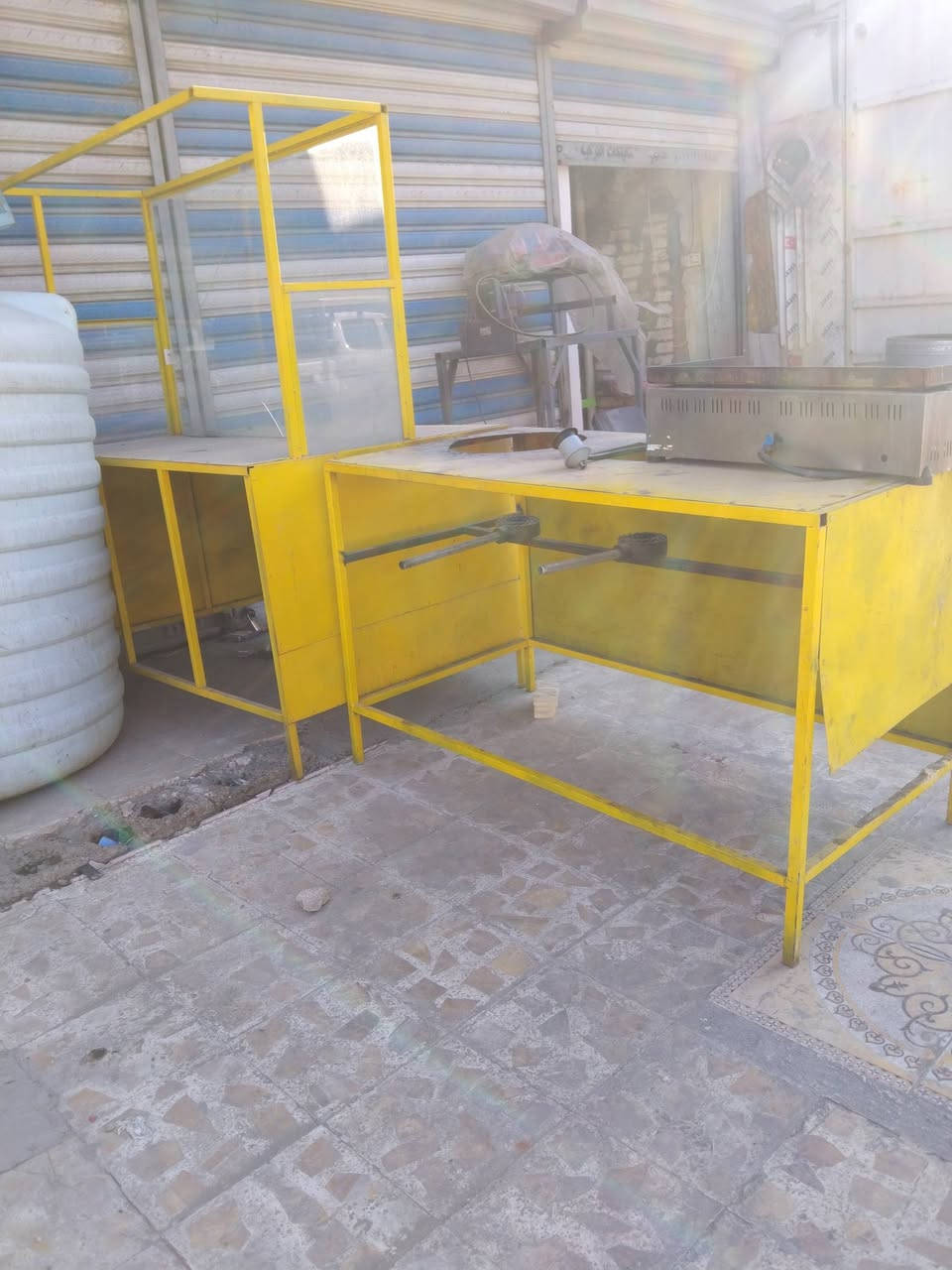 اغراض مطعم للبيع بغداد مدينه الصدر الاورفلي رقمي ***********
