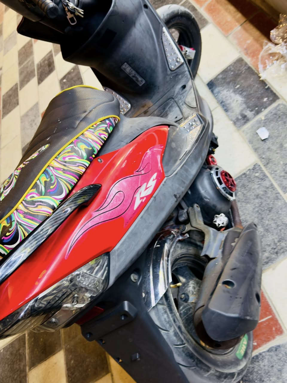 سلام عليكم ماكس عدله مبه الدرجه مزوده فقط من الخارج بوشه ٤٩ وغرضاها البلاديه كلها موجوده بيها زوج كلاجات اصليه شلعه ومعدل


**إذا كنت صاحب هذا الإعلان وتريد حذفه لأي سبب، رجاءا أرسل رسالة إلى الدعم الفني**