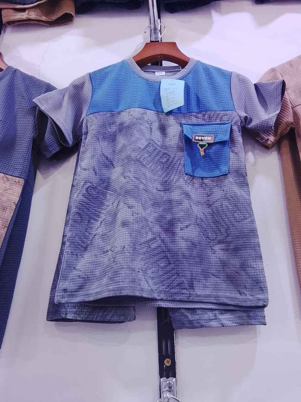 هذا برموده ولادي من 5سنه إلى 8سنه
الدرزن 42


**إذا كنت صاحب هذا الإعلان وتريد حذفه لأي سبب، رجاءا أرسل رسالة إلى الدعم الفني**