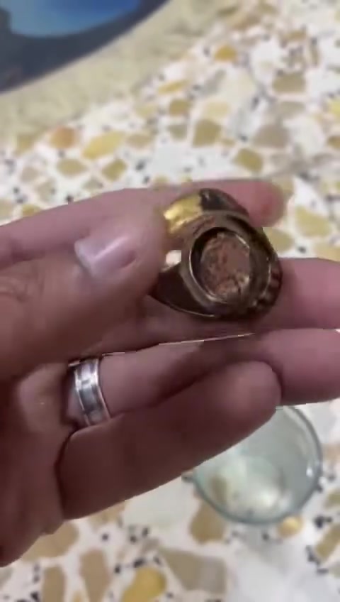 هبهاب افريقي نازف دم 🩸
✨ للفخامة عنوان… وللتميز حضور لا يُضاهى ✨

هبهاب مغربي فاخر، مختوم بسبع ختمات، يحمل نقش نجمة داود مع طلسم محبه وخضوع من الداخل 
 متقنة تعكس دقة الصياغة وروعة الحرفة. قطعة استثنائية لعشاق الاقتناء والتميز، تجمع بين الطابع التراثي والفخامة في تصميم واحد.

📩 للحجز والاستفسار عبر واتساب:
***********
