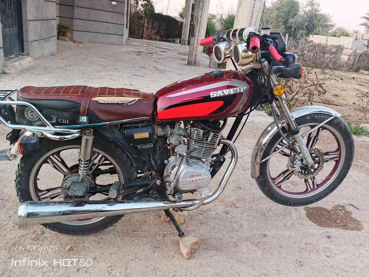 سلام عليكم دراجه يرني5كير محرك 150موديل21 كهربايات كامله لسعر 450وبيه مجال الستفسار ***********
