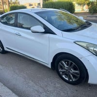 النترا للبيع موديل 2012  مواصفات خليجي GLS تحكمات اشاير بالمري السيارة...