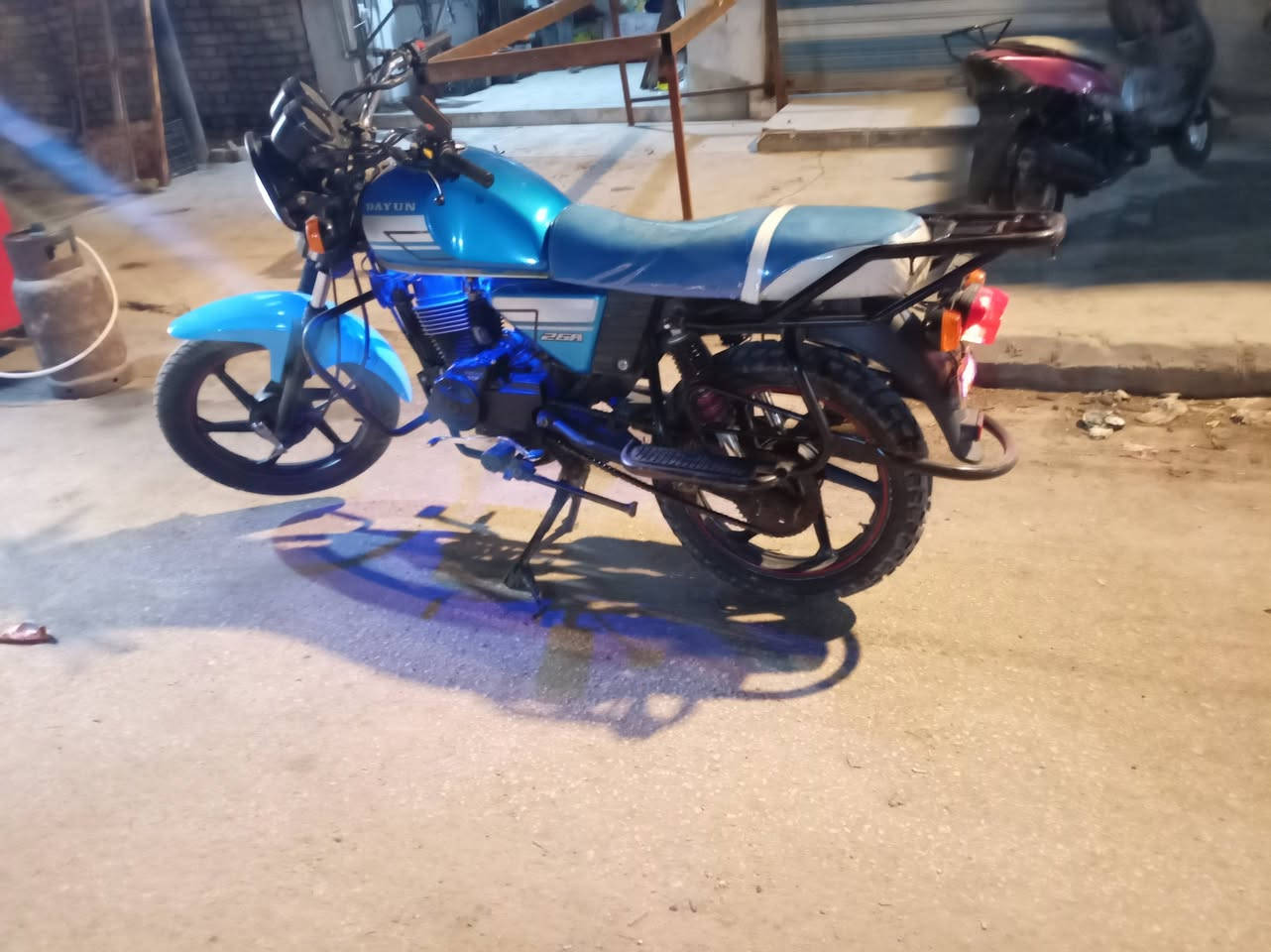 السلام عليكم دراجه ديوان موديل 2020 أوراق مكينه مامفتوحه جاهز من كلشي مال جناي مكاني الناصريه مركز السعر مليون و250


**إذا كنت صاحب هذا الإعلان وتريد حذفه لأي سبب، رجاءا أرسل رسالة إلى الدعم الفني**