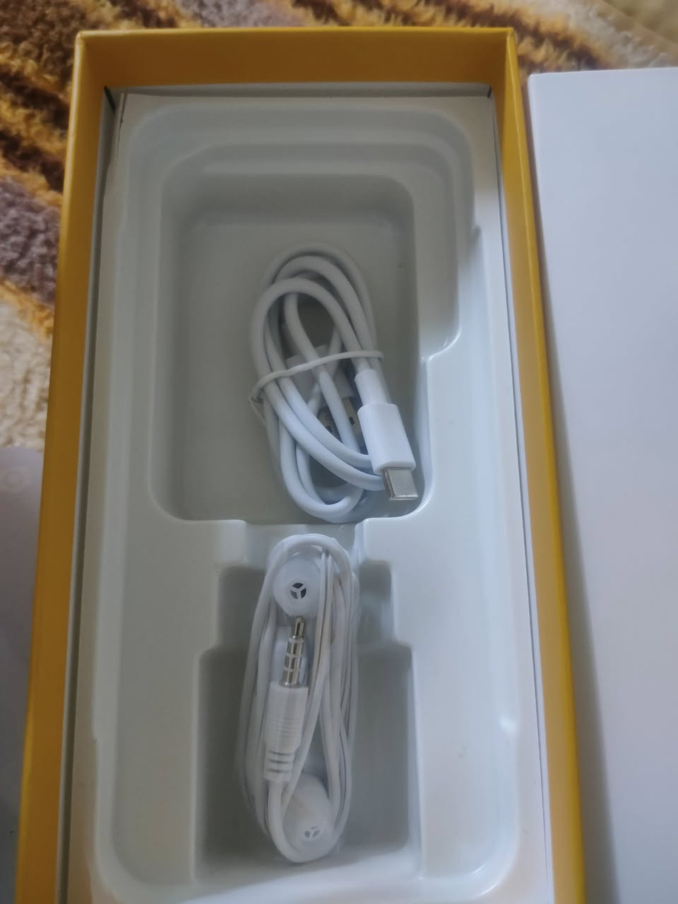 السلام عليكم بضاعة امازون موبايل realme 14proجديد بالباكيت مع اغراضه كاملة شاحنة ولصقة شاشة وحافظة ذاكرة 512 السعر 115 مكاني الموصل


**إذا كنت صاحب هذا الإعلان وتريد حذفه لأي سبب، رجاءا أرسل رسالة إلى الدعم الفني**