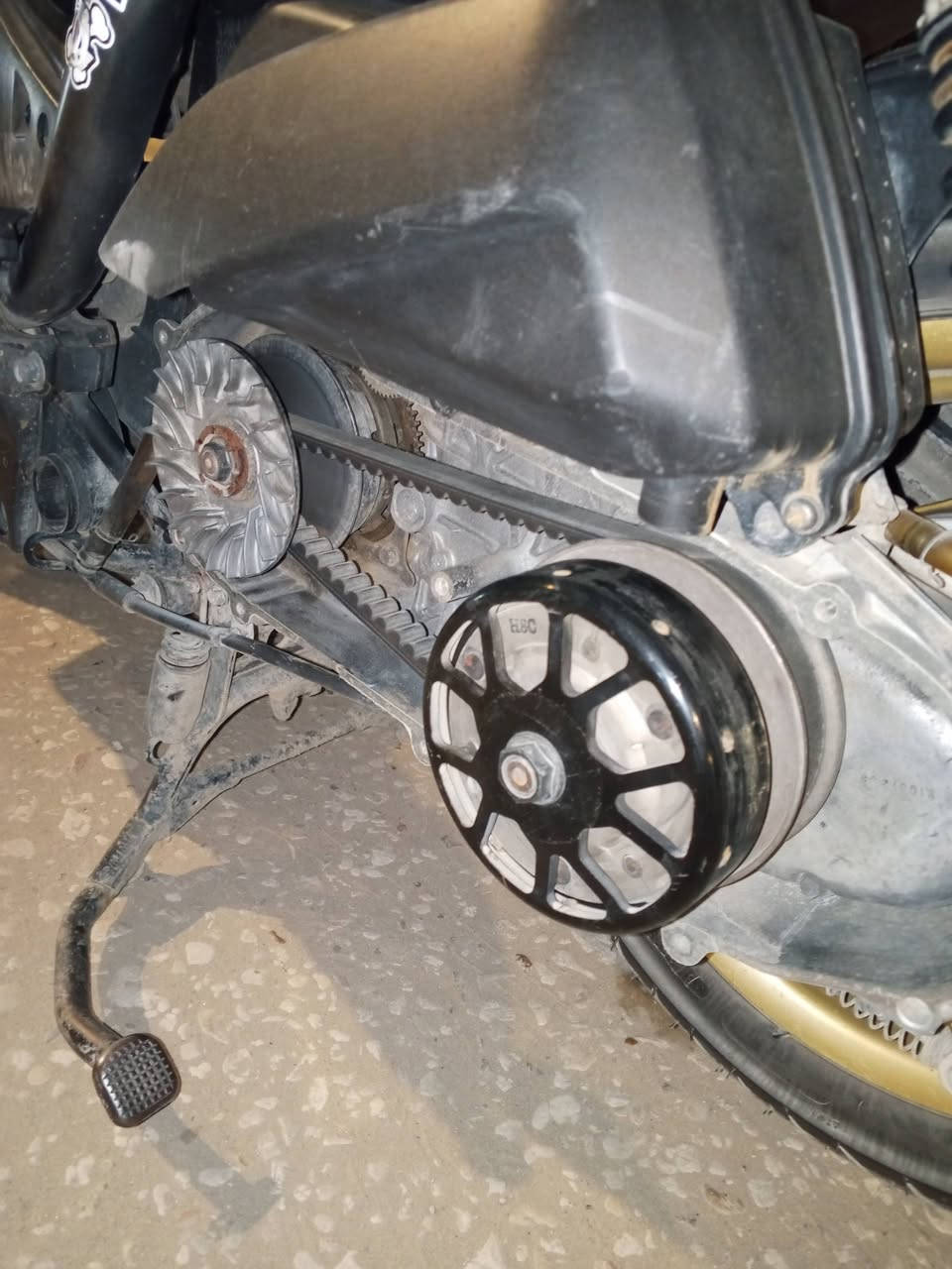 السلام عليكم سكنز جبلي للبيع موديل 2014 صارله 4 تشهر نازله من الحاويه هذه كفره تجاري الابلادي رصاصي مو جود انطكياهن سوه اجه بيه سترين رياضي بلاد ويدات بريك مشمشي بلاد ويدات ستيرن مشمشي بلاد وبكلايت رياضي مالت كاوسكي بلاد دبلات رياضي RBM  ذهبي بلاد واجه وياه خوذه لكيته بل جنطه رياضي تخم تايرات جدد بيه كلج خلفي رياضي بلاد هوه ول طاسه وقبق الكلجات مو جود ولذيل الخلفي مو جود ولجاملخ الخلفي مو جود سعره مليون 400 وبيه مجال قليل رقمي *********** مامتواجد خاص تريده خابرني مكاني بابل
