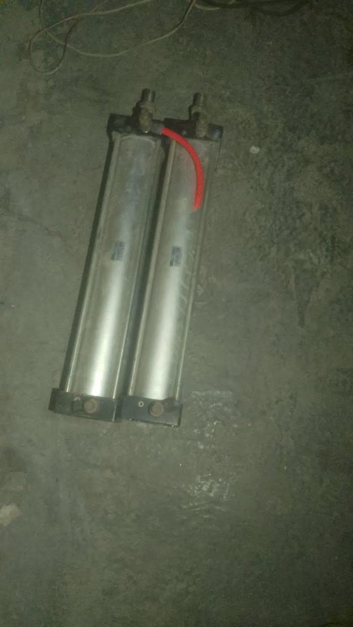 جكات هوائي شغلات على الفحص استفسار اتصل ***********
