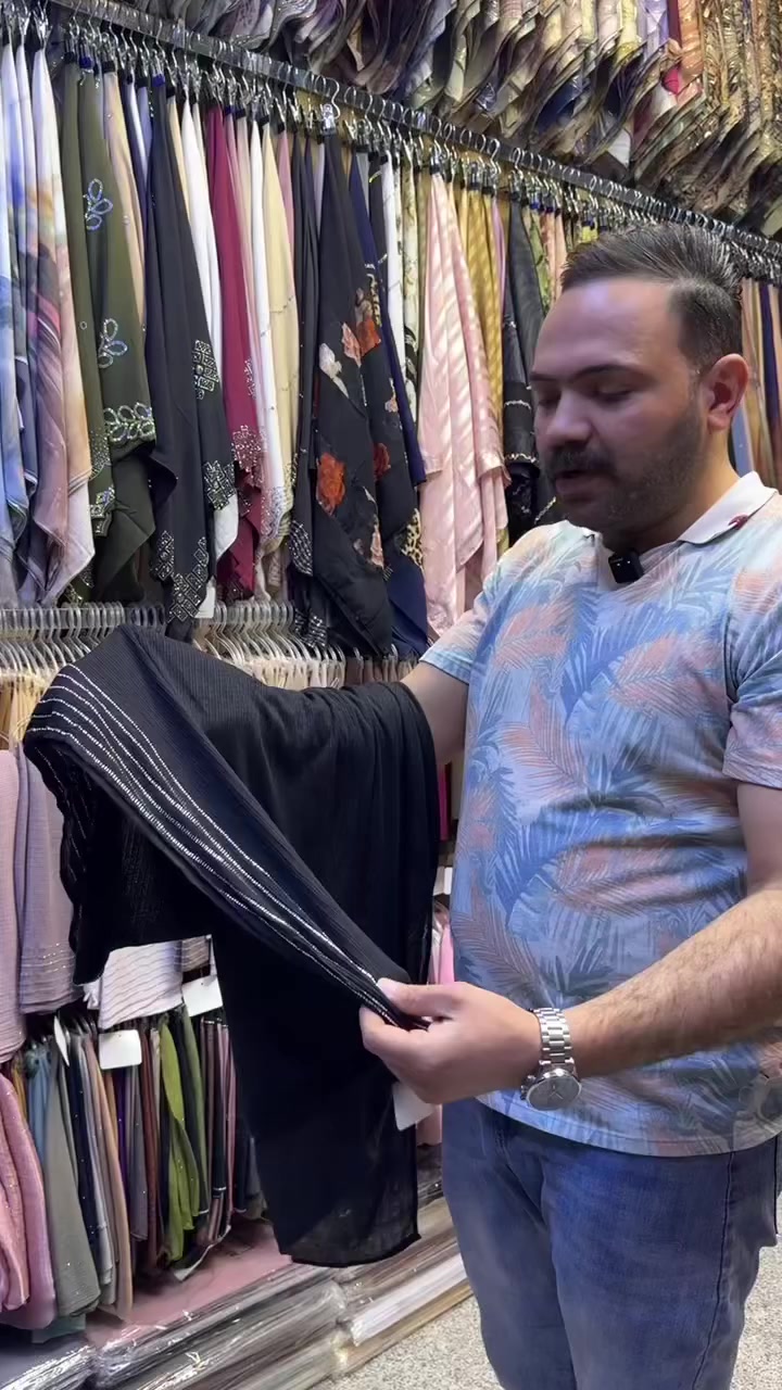 وفرنالكم 
شيله قطن فول ليگرا الوان دمار ثابته ومريحه باللبس توصيل متوفر جميع المحافظات


**إذا كنت صاحب هذا الإعلان وتريد حذفه لأي سبب، رجاءا أرسل رسالة إلى الدعم الفني**