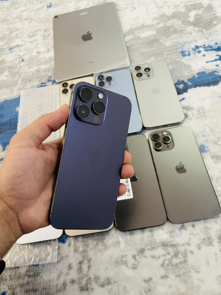 سلام علیکم اخوان
بطاریات کلە ٨٥ فوک لحد ٨٩ بلادی 
کلە ابسعر الجملە 
١٣ بروماکس  ١٢٨ کبس 
١٣ بروماکس ٢٥٦ عندە مسج  مالشرکە 
١٣ بروماکس مبدل شاشە Gx  مطابق اصلی 
١٤ بروماکس مبدل شاشە  ٢٥٦ سعرە جوە کلسوک 
١٥ بروماکس ٢٥٦ خطین مبدل شاشە سعرە جوە سعر الشرکە 

معە احتراماتی لجمیع طفاصیل کامل مکتوب اقرە  
عندی طوصیل بس فلوسە موقدمە

***********. واتساب
