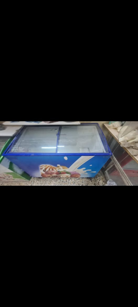 غراض أسواق كاملة للبيع مع عارضات بلازمة السعر علة الخاص
***********
