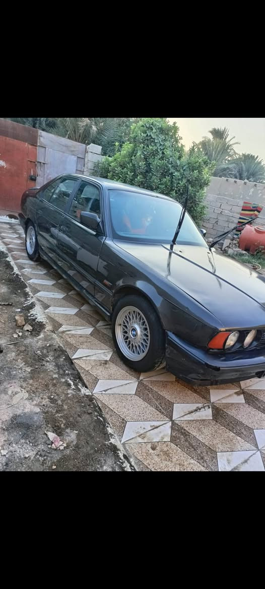 بيئم 540 سياره أصولي مداور رقم بغداد سياره جاهزه من جميع النواحي 
ابد مابيه نقص خير من الله اريد مراوس بدوات وسياره سعره 50 تلفون *********** اتصل وتدلل
