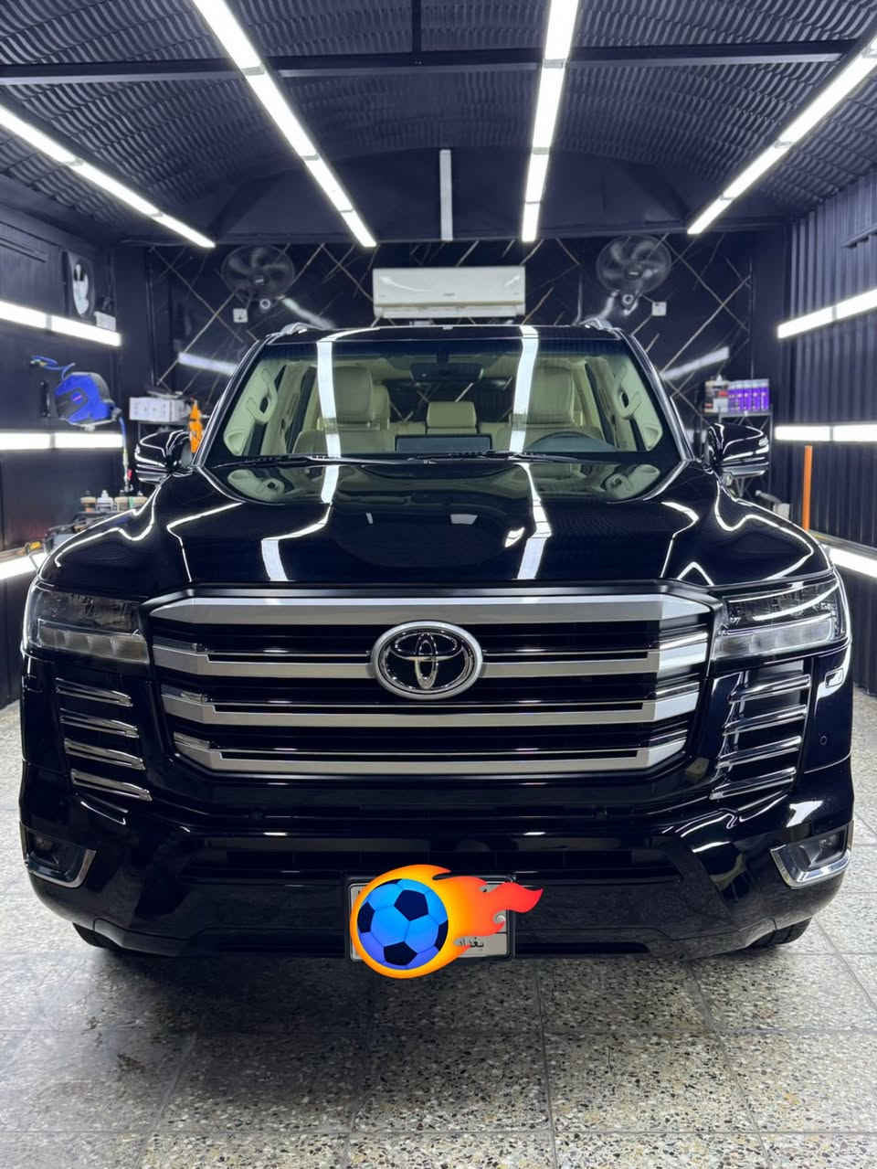 السلام عليكم
للبيع تويوتا لاندكروز
موديل 2022 
                                                                          GxR   
محرك 3500cc. تون تيربو
سياره ساز SAS
رقم بغداد ب اسمي 
ماشيه 40 الف حقيقي 
مواصفات 
شاشة ودشبول  مال VX
بصمة 
فتحة سقف 
شاشات 3 وتطبيق 
مقاعد كهرباء
مقاعد الامامية  تبريد 
شاحن لاسلكي 
مودات قيادة 
وباقي المواصفات معروفة 
السياره مكفولة وسونار جديد مرفق 
العنوان بغداد 
السعر 635  ورقة وبيهة مجال 
للاستفسار ***********
