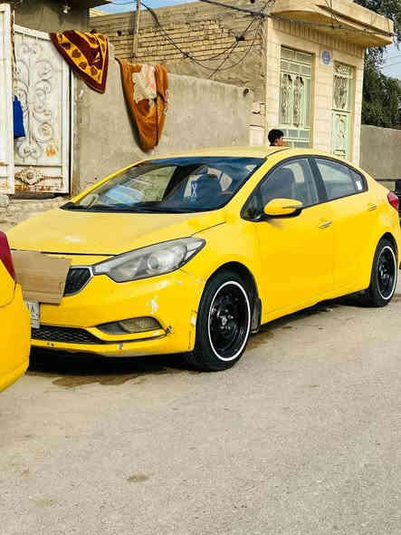 السلام عليكم سيراتو 2016 جاهزه رقم مثنى سنويه جديده سياره بيها تجيه خفيفه مراوس أو بيع سعر ٨٤ وبيه مجال حك جيه مكان سماوه ***********
