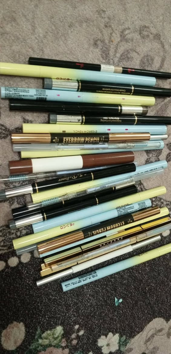 اخر قطع حبايب تصفية اي قطعه عل 1000🔥توصيل داخل بسمايه بالف


**إذا كنت صاحب هذا الإعلان وتريد حذفه لأي سبب، رجاءا أرسل رسالة إلى الدعم الفني**