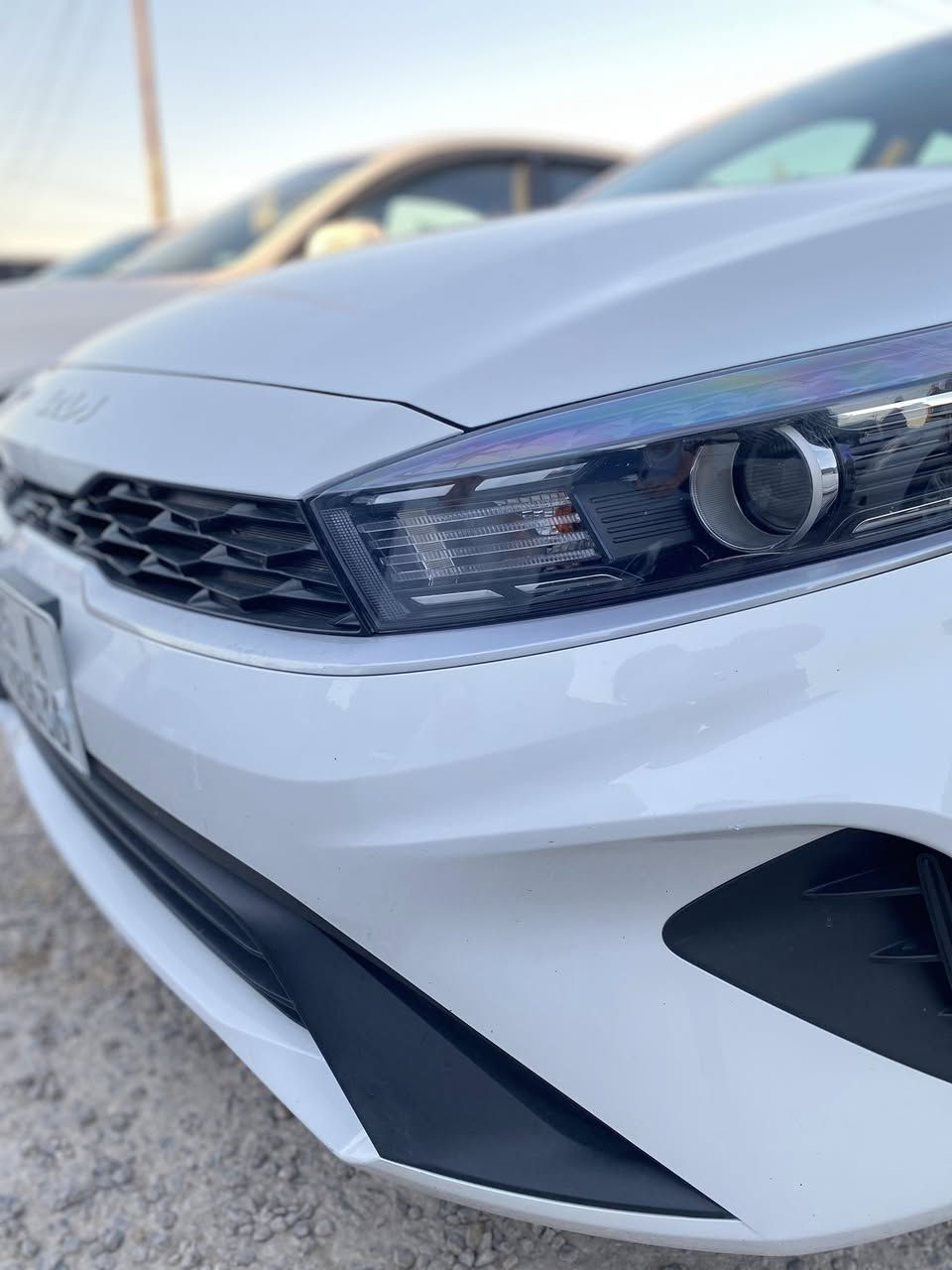 السلام عليكم

للبيع فورتي 2023 امريكي

مرقم انبار دولي الجديد

لون ابيض ثلجي

الحادث الصندوق مبدل بلادي وجاملغ الخلفي  

محرك 2000 دوش

المواصـفـات : نص فول 

+ويل كب

+شاشة كبيرة ايباد

+كامرة خلفية

+رادارات

+تحديد مسار

+مثبــت سرعة

٣وضعيات قيادة

+توقف ذاتي عند الاقتراب

+تحكمات ستيرن

وباقي المواصفات المعروفه

السعر 150 وبيها مجال للطيبين .

التواصل على الرقم التالي

***********
