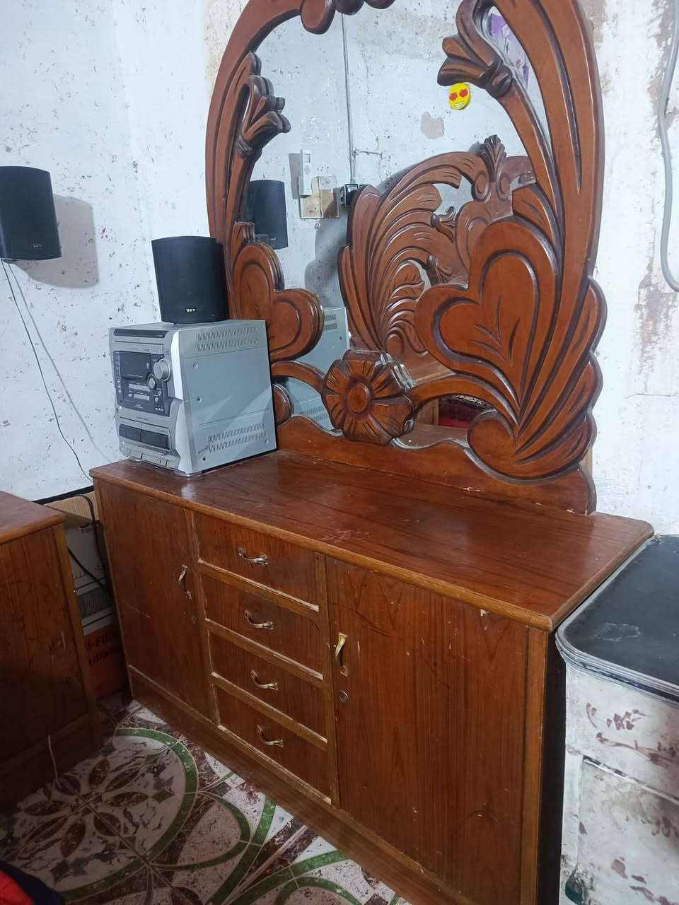 السلام عليكم
غرفه نوم للبيع بمليون و250وبي مجال


**إذا كنت صاحب هذا الإعلان وتريد حذفه لأي سبب، رجاءا أرسل رسالة إلى الدعم الفني**