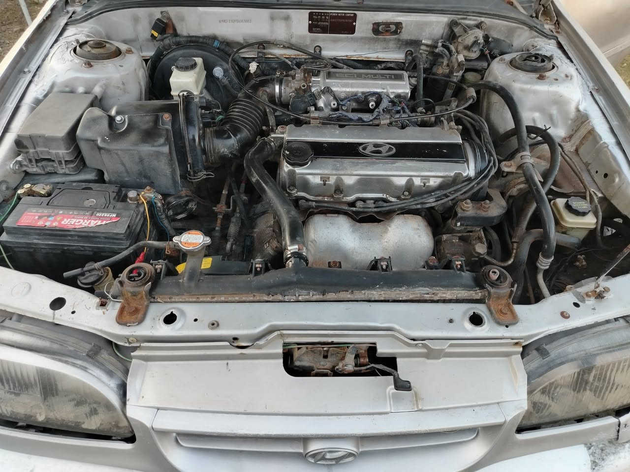سوناتا تو موديل 95 رقم انبار تحويل مباشر
سياره مامكمركه كمركها ٢٥٠ الف يصلك لبيتك وشوكت ميعجبك احولك 
سياره بحاله جيده تمشي 
بالي اعمرها بس صار عندي ضرف وريد ابيع 
السعر ١٨ ورقه بيها مجال بسيط 
جماعت المجال المفتوح اعتذر منكم 
مكان السياره الرمادي
***********
