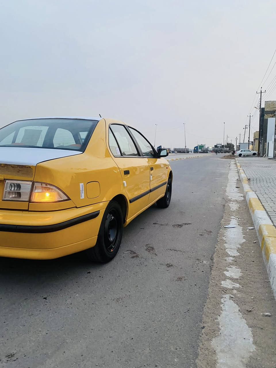 السلام عليكم سمند موديل 12السيارة نضيفة جدد مابيهة صبغ بدون ضربة  كير محرك خير من الله السعر 43بيهة مجال رقم ***********
