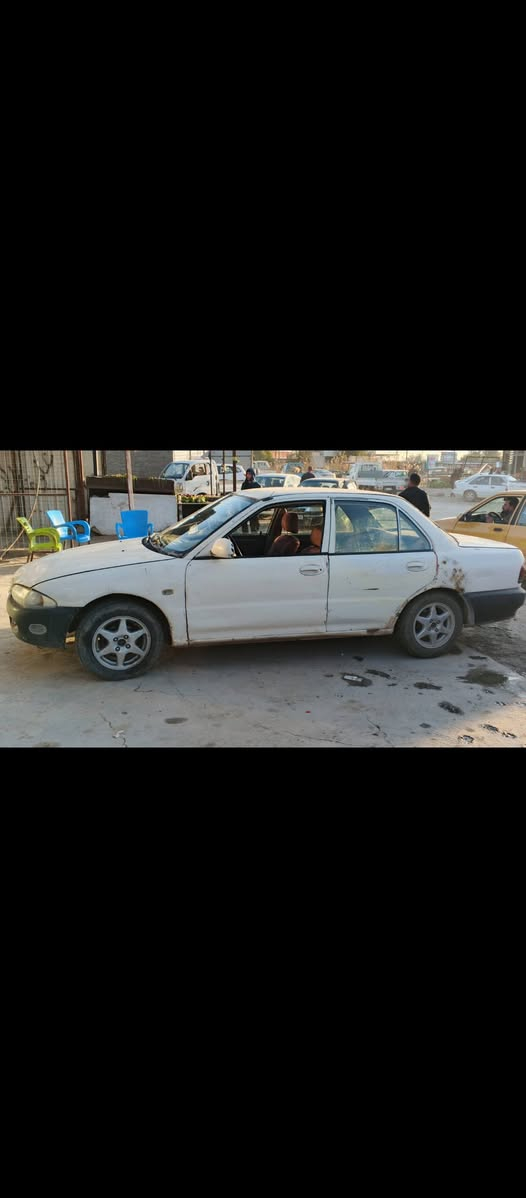 السلام عليكم بروتون مزاد موديل 2000 محرك خير من الله كير عادي قبل شهر شاده قرصها واصل من فتره طويله وكتابها موجود يعني تترقم بسهوله 26وبيها مجال ***********///***********
