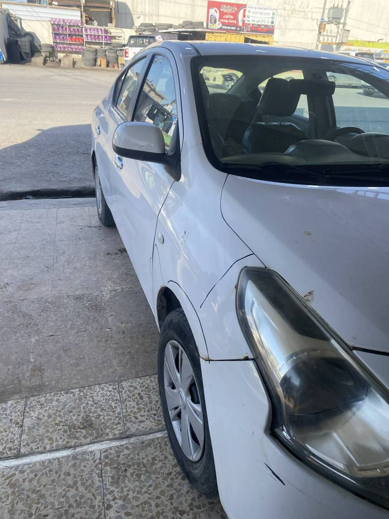 نیسان سه نی ٢٠٢٠
بێ سبوغ و بێ لێدران
چند جێیه ک سارده کوتی هه یه
له هه ولێره
نرخی ١١٥ ورقه. 
*********** أربيل, العراق
