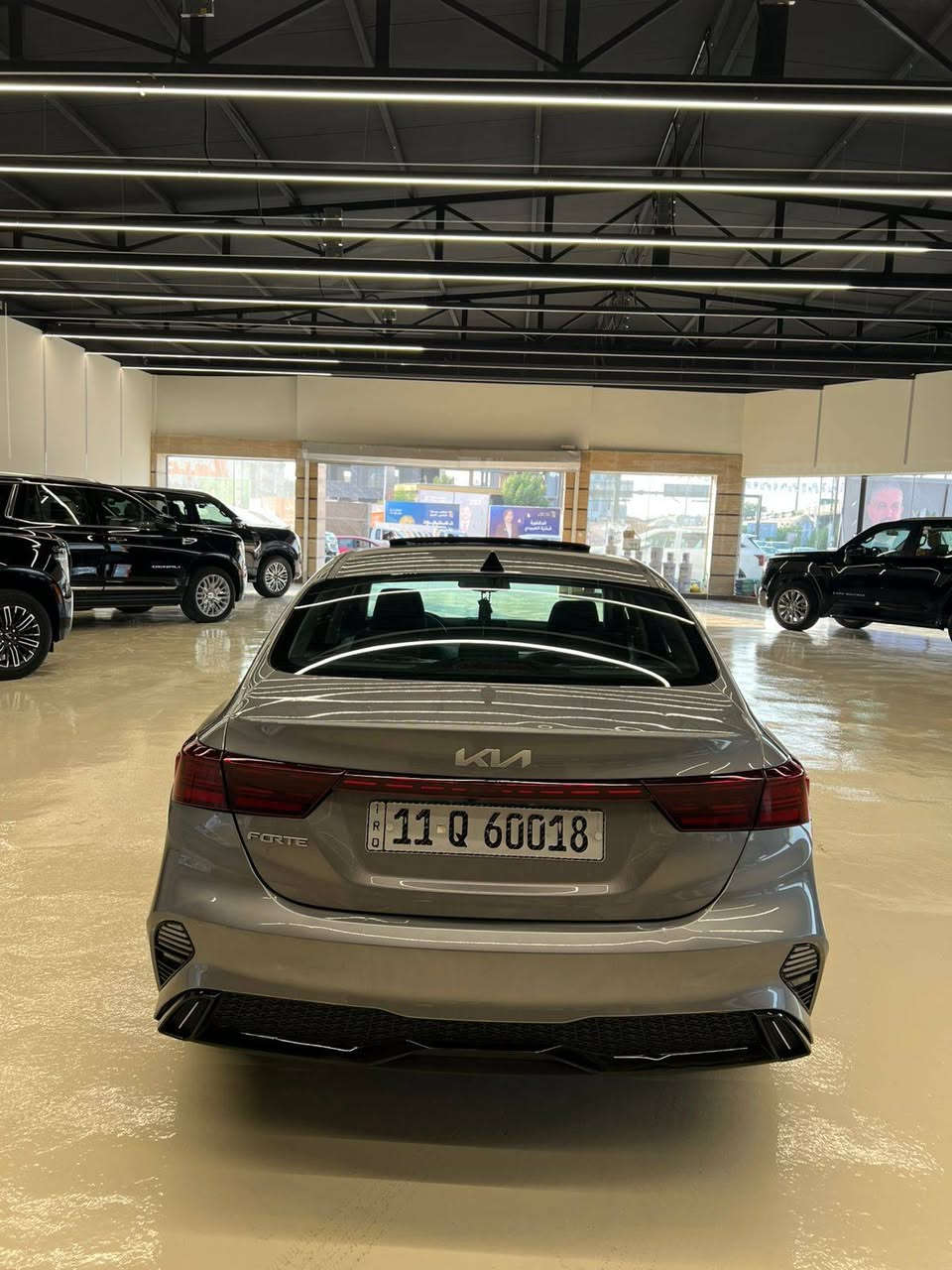 للبيع كيا فورتي فووول مواصفات موديل ٢٠٢٣ وارد امريكي ماشيه ٢٠ الف  محرك ٢٠٠٠ دوش حادث خفيف البابين صفحه السايق وشويه بالبنيد والدعاميه ومبدلات نفس اللون  بدون دواخل شرط البابين صبغ والذيل الجاملغ فقط  ايرباك برده وستيرن فقط وصور الحادث موجده السعر ١٦٥ وبيه مجال  مكاني بغداد للإستفسار ***********
مواصفات 
بصمه 
فتحه سقف
هندبريك بصمه
شحن لاسلكي
رادارات جانبي وتحديد مسار 
جنطه ذكيه
وبعد بيه هوايه مواصفات
