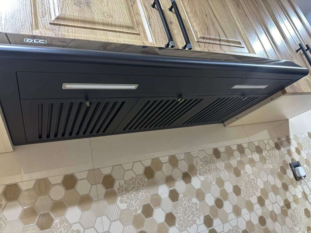 للبيع طباخ سطح وساحبة استعمال اقل 3 أشهر
- طباخ سطح (بلت إن) 5 عيون ماركة أورنج ، تصميم حديث، بحالة ممتازة ونظافة تامة . 
للبيع بسعر 250 الف 
- ساحبة مطبخ (هود) ماركة DLC باللون الأسود الملكي، تعمل بكفاءة عالية وبحالة ممتازة افضل نوعية تحكم باللمس ومصابيح LED 
للبيع بسعر 350 الف 
المكان المنصور


**إذا كنت صاحب هذا الإعلان وتريد حذفه لأي سبب، رجاءا أرسل رسالة إلى الدعم الفني**