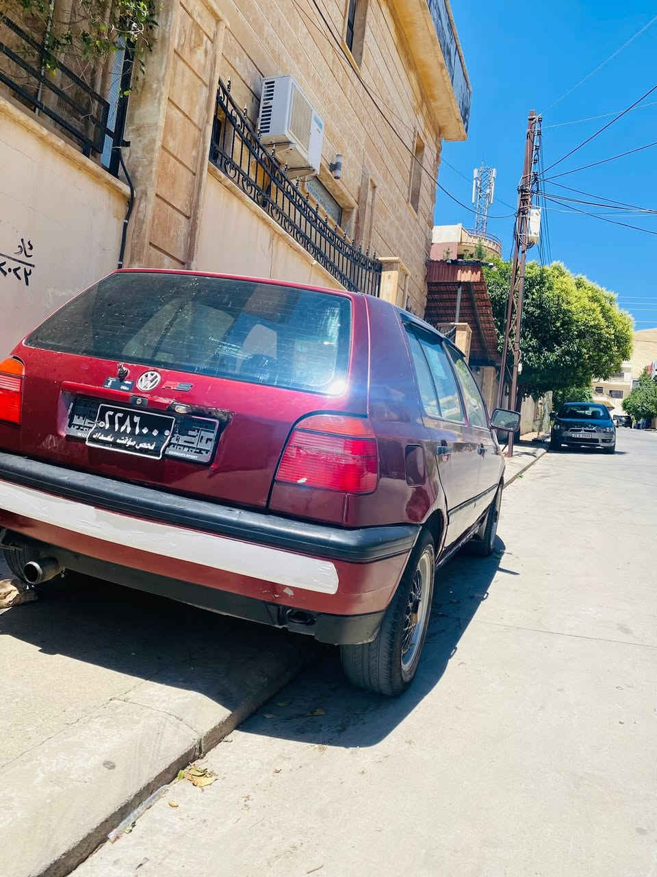 سەرەتا بەناوی خوای گەورە
گۆڵف مۆدێل ١٩٩٣
دەعمو لێدراوی نییە
گێڕو مەکینەی بەشەرت
ئاڕمی سلێمانی بەشەرت
لەسلێمانیم
سعری ٢٤ وەرەقە وعامەلە
***********
