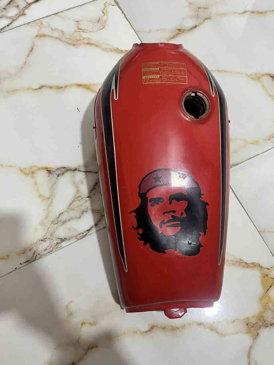 سلام عليكم غراض للبيع دبلات 2 و صفاحيات وكشن اصلي مال نامه وتانكي بلادي و نزال كلمن وسعره مكاني قلعة صالح للتواصل خاص او اتصال ***********
