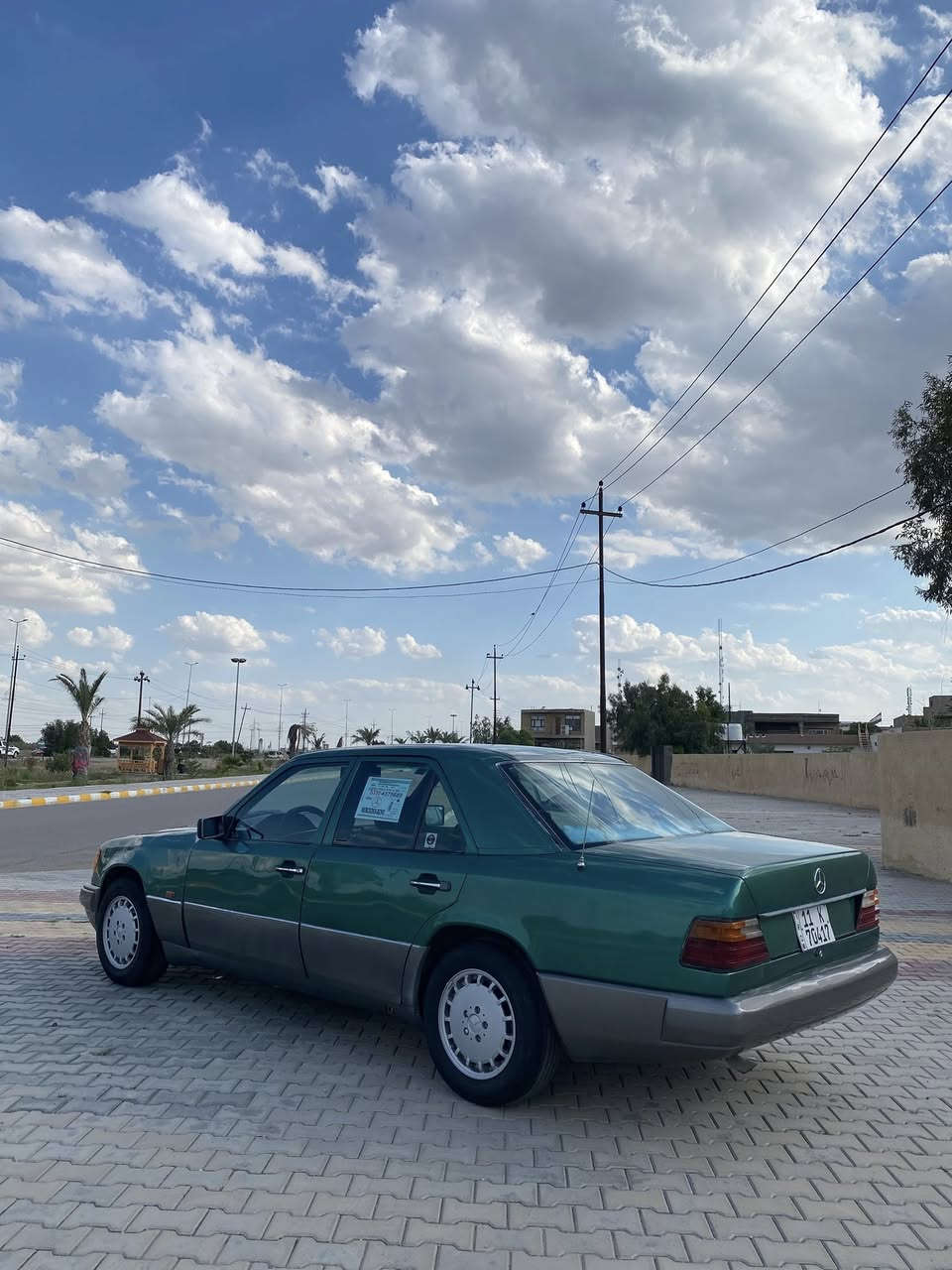 مرسيدس رقم بغداد هزه لل2030بسمي تحويل مباشر السياره مكفوله كفاله عامه محرك وكير بطه 2500جديد حداديه امامي خلفي جديده 
كهربائيات كله شغاله 
 السياره مصبوغه عام للجماليه 
داخل اسود جديد 
السعر 43وبيهه مجال بسيط 
مكان السياره واسط 
الاستفسار على هذا الرقم ***********
رجاً اذا تحب اتصل اني مكلف بنشر 📌📌📌
