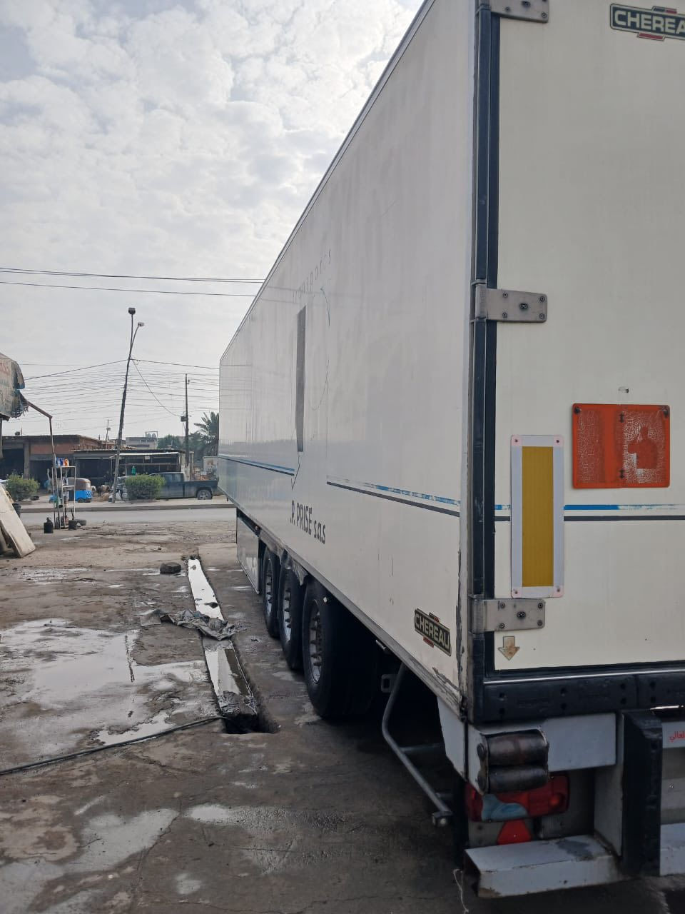 براد شيرو 2004 تخم تاير  جهاز  200 جديد 
بي تصليح بل الصفحه شي مترتين مكان ابو دشير 
الاستفسار *********** السعر 150 وبي مجال
