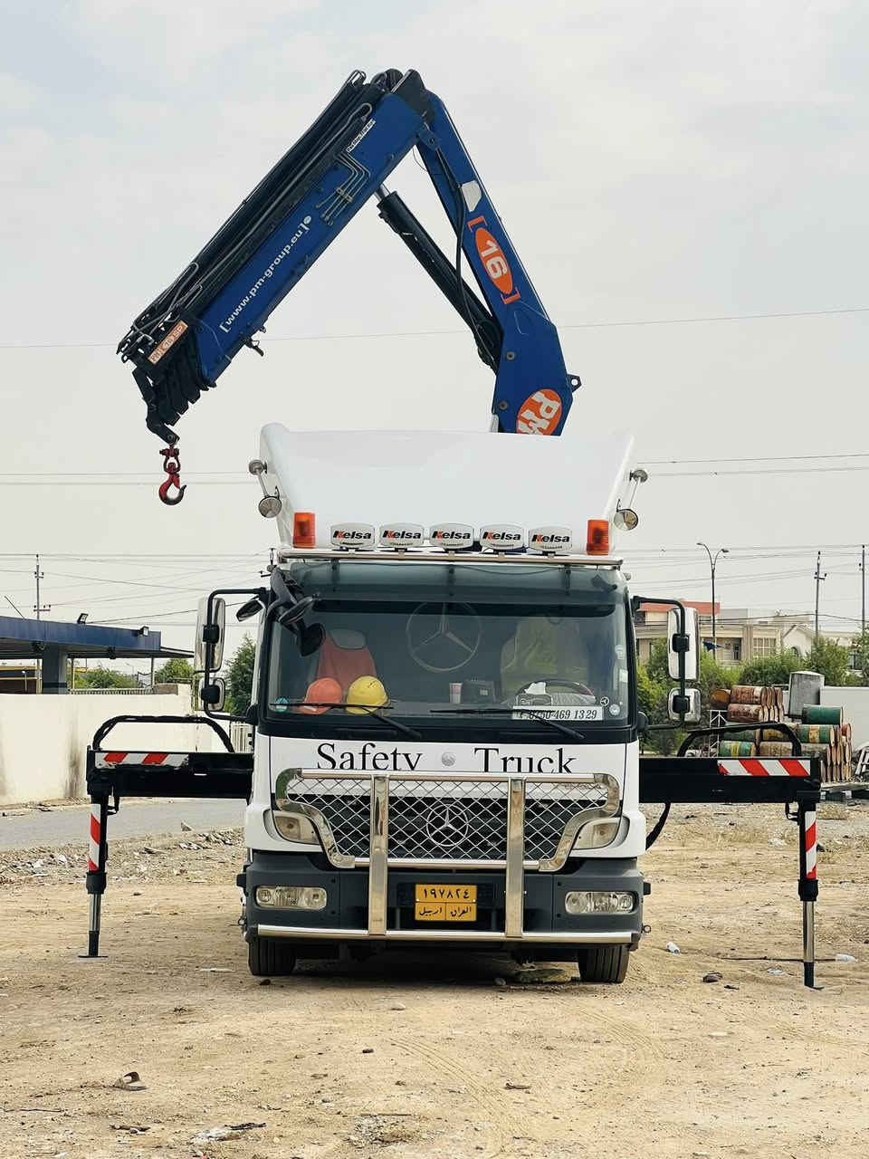 اتيكو 2011 للبيع كرين 7700طن بي ايم ريمونت بدي نزال ريمونت فول مواصفات (📞***********)
