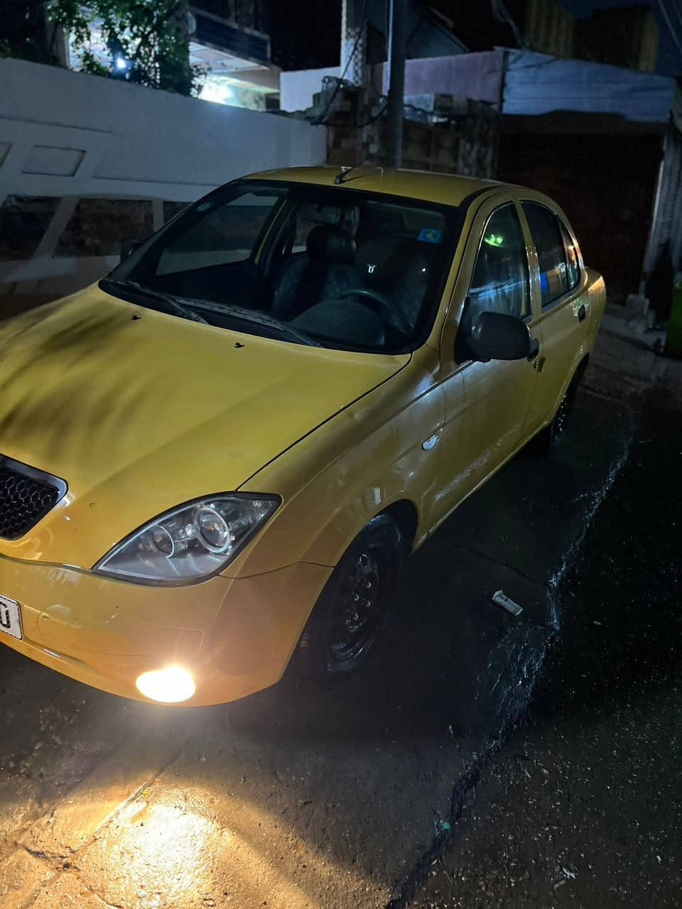 السلام عليكم طيبه ٢٠١٥ باسمي بيها صبغ جاملغ خلفي محرك بيه بخار شواصي مكفولات سعرها ٣٣ وبيها مجال مكاني الكاظميه ***********
