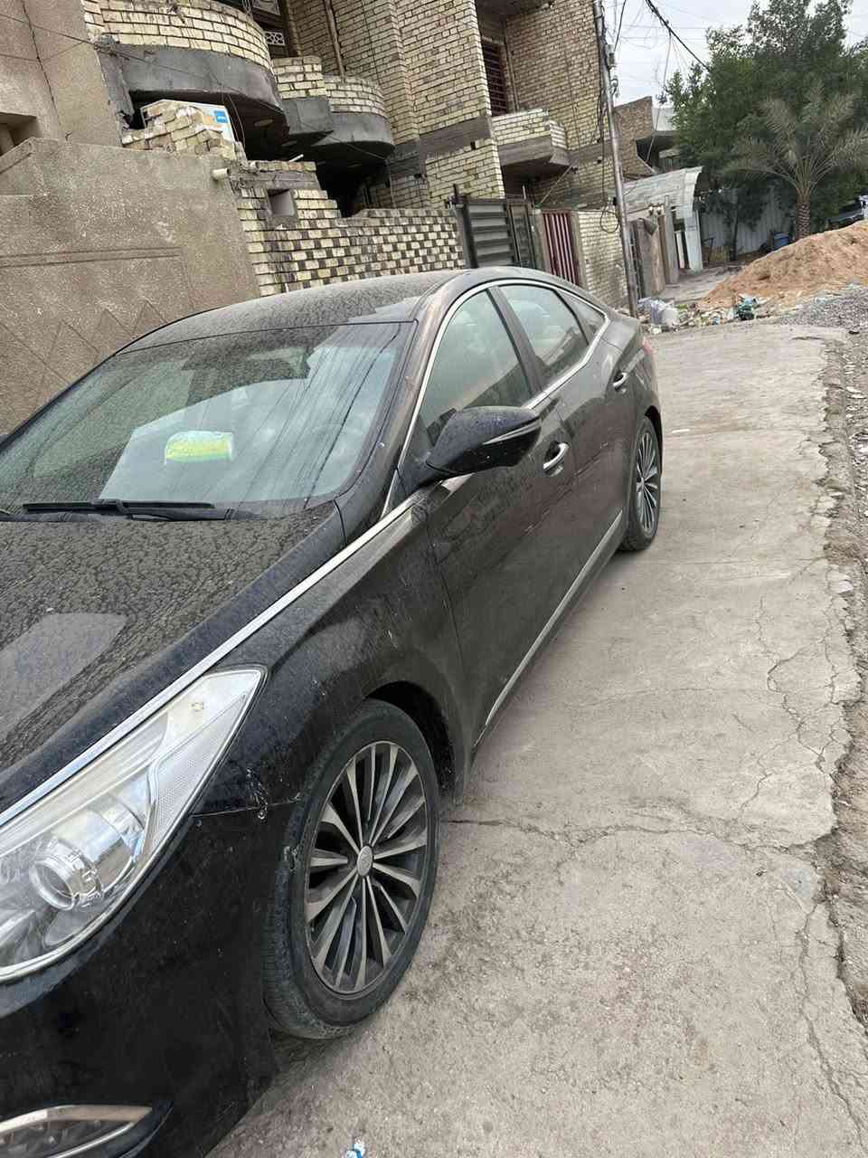 السلام عليكم ازيره كراند للبيع موديل 2017 
كير مكينه جديد تخم تاير رقم بصره مشروع وطني
تحويل ثاني يوم سياره احله من الصور سونار منشور ويا صور سعر 110 وبيهه مجال مكان السياره بغداد مدينه الصدر
  ***********
