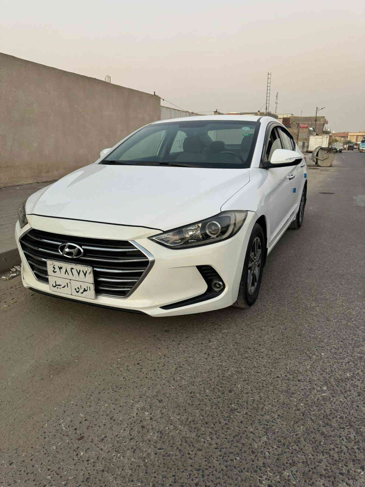 السلام عليكم للبيع سياره موديل 2017 وارد خليجي مواصفات ماكينه 2000 رقم اربيل سنويه منتهيه محافظه البصره قطعتين صبغ 
***********.         السعر 123
